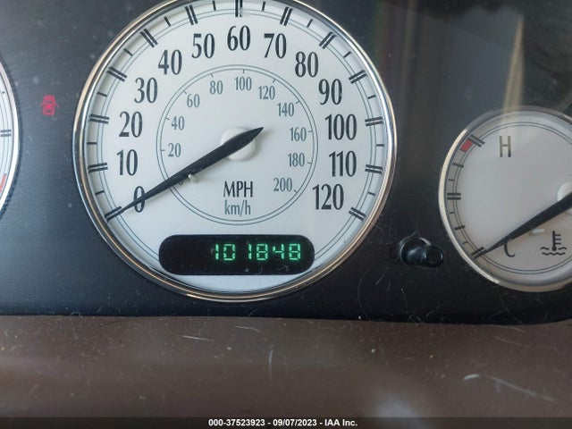 2000 CHRYSLER LHS VIN: 2C3HC56G0YH436452