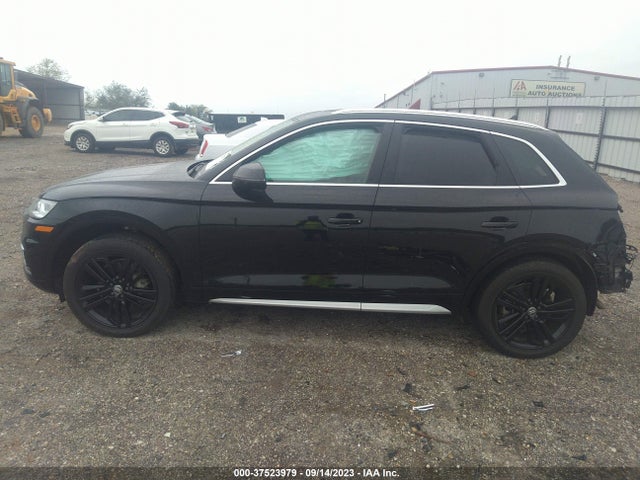 WA1BNAFY0K2032218 Audi Q5 45 Premium