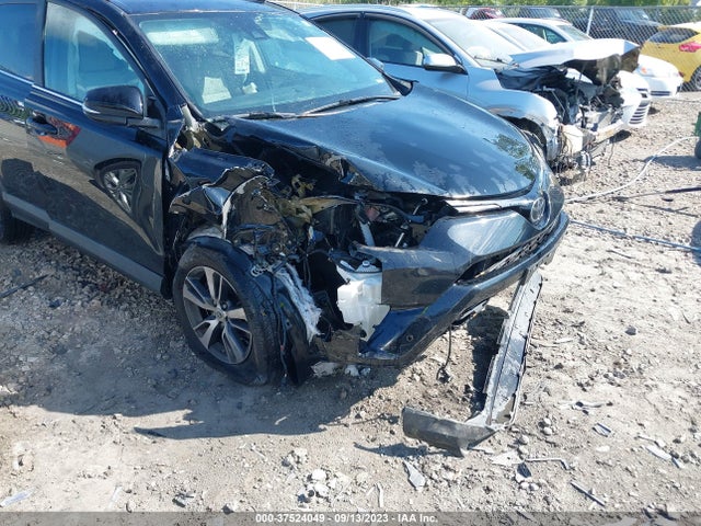 Toyota Rav4 Xle 2017 2T3RFREV1HW589324 Image 6