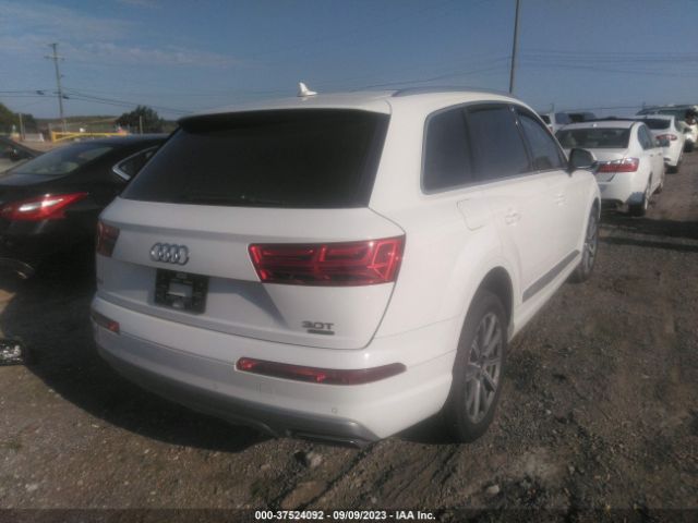 2018 AUDI Q7 WA1LAAF78JD039623 Photo 3