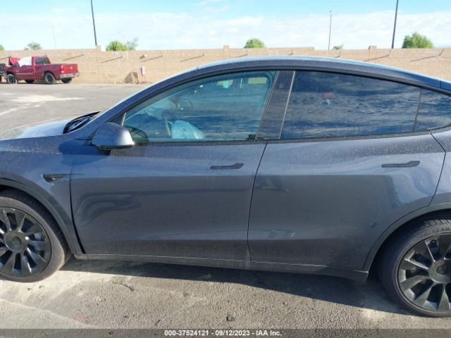 7SAYGAEE2PF783121 Tesla Model Y Long Range