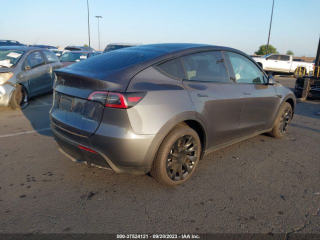 7SAYGAEE2PF783121 Tesla Model Y Long Range