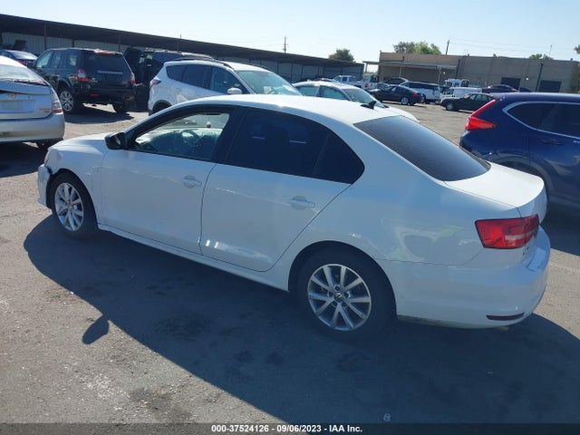 3VWD17AJXFM347983 Volkswagen Jetta Sedan 1.8t Se