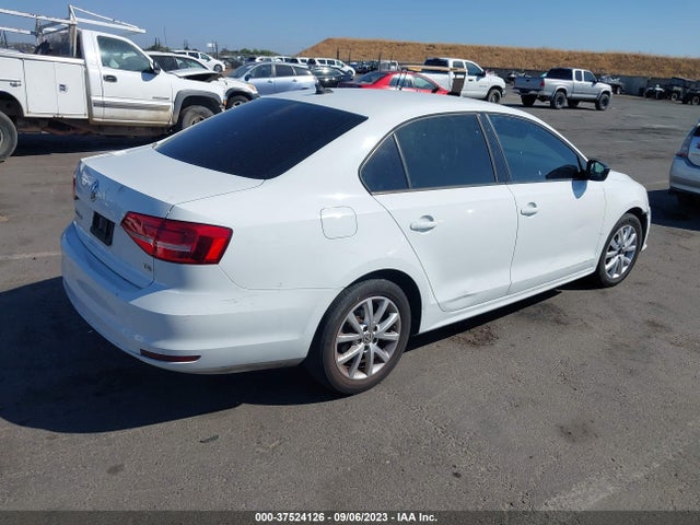 3VWD17AJXFM347983 Volkswagen Jetta Sedan 1.8t Se