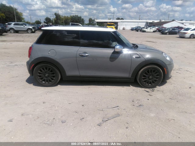 2018 Mini Hardtop, VIN: WMWXP5C54J2G61860