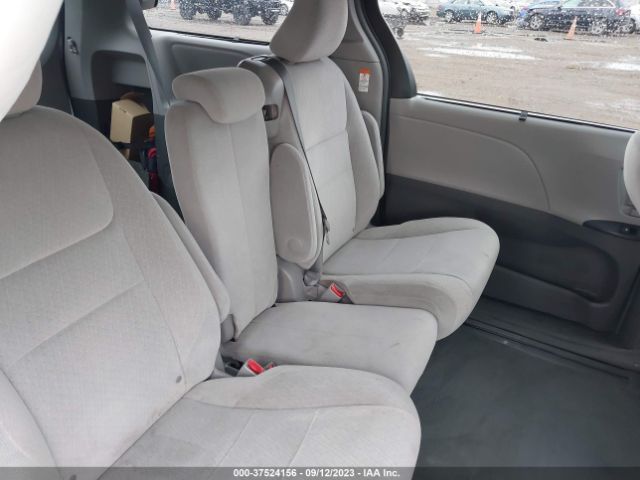 5TDKK3DC8FS690529 Toyota SIENNA LE