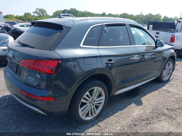 WA1BNAFY8J2127155 Audi Q5 Premium Plus