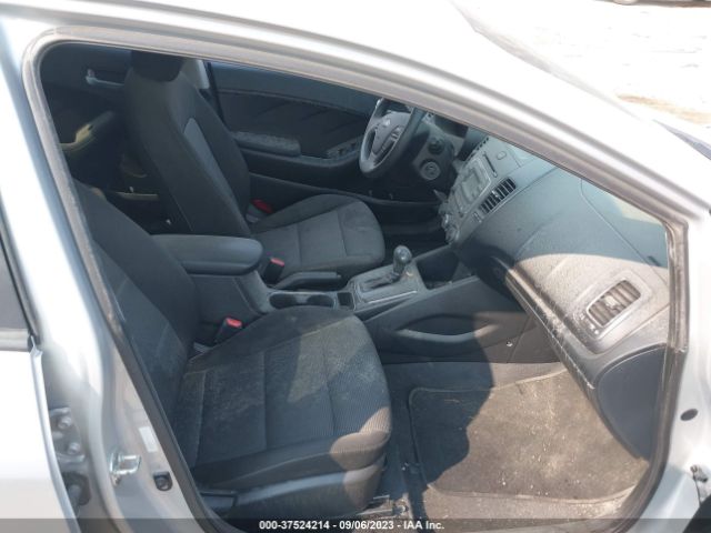 3KPFK4A76JE201207 KIA FORTE LX