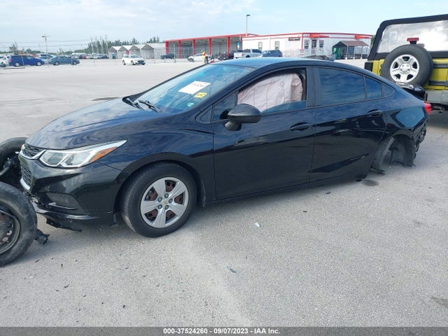 Chevrolet CRUZE LS 2018 1G1BC5SM3J7221560 Image 2