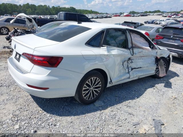 2021 VOLKSWAGEN JETTA 3VWC57BU2MM013985 Photo 3