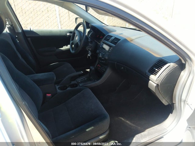 2003 HONDA ACCORD SDN LX VIN: 1HGCM56313A006499