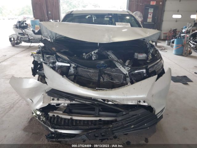 5TDYSKFC6NS051811 Toyota SIENNA XLE