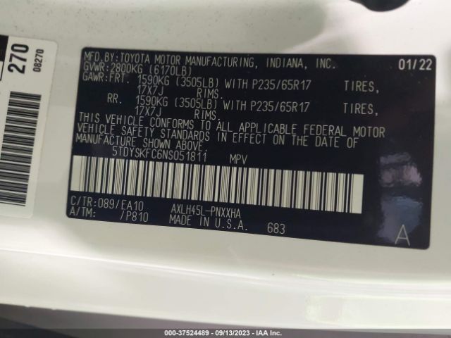 5TDYSKFC6NS051811 Toyota SIENNA XLE
