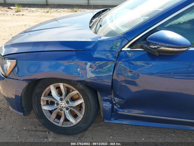 1VWAT7A31GC045841 Volkswagen Passat 1.8t S