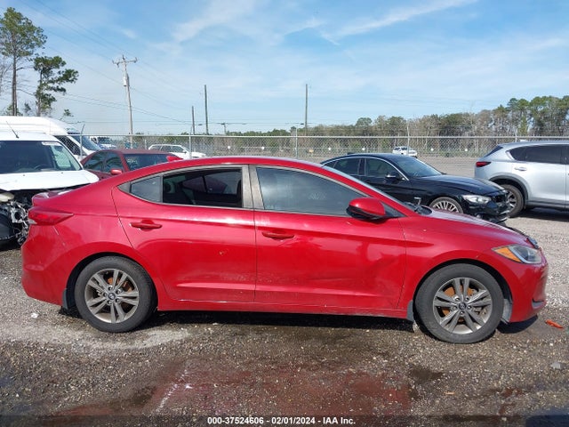 2018 HYUNDAI ELANTRA SEL VIN: 5NPD84LF8JH227491