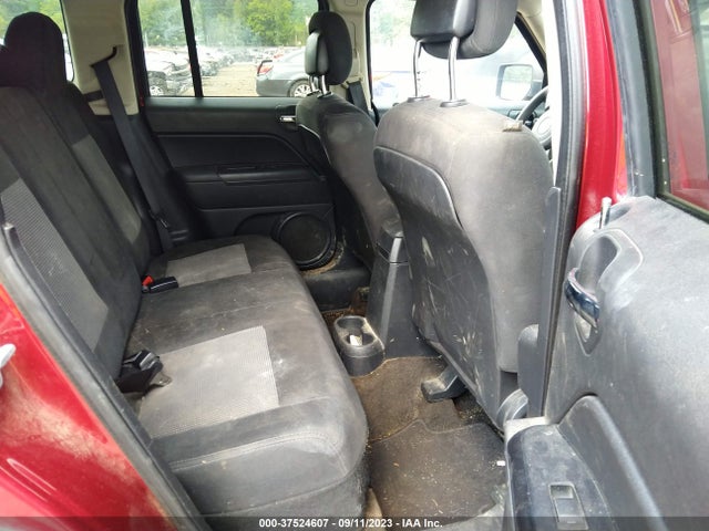 1C4NJPBA0FD313990 Jeep Patriot Altitude Edition