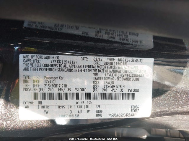2015 FORD FOCUS SE VIN: 1FADP3K24FL260458