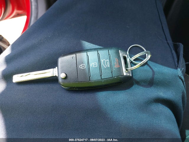 KIA SOUL + 2015 KNDJP3A57F7765492 Image 11
