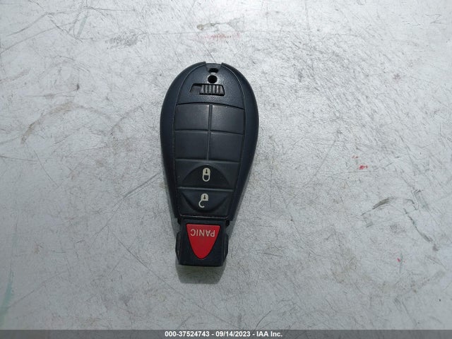 1C4PJLCB2GW377107 Jeep Cherokee Latitude