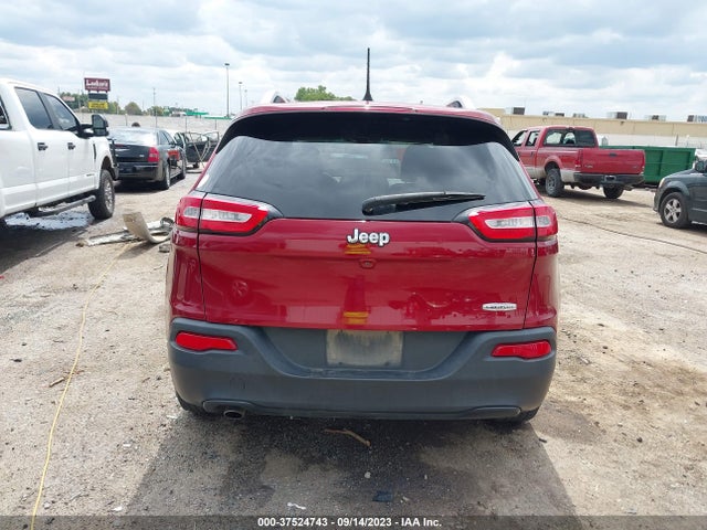 1C4PJLCB2GW377107 Jeep Cherokee Latitude