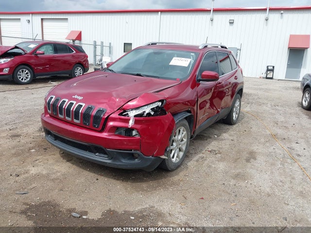 1C4PJLCB2GW377107 Jeep Cherokee Latitude