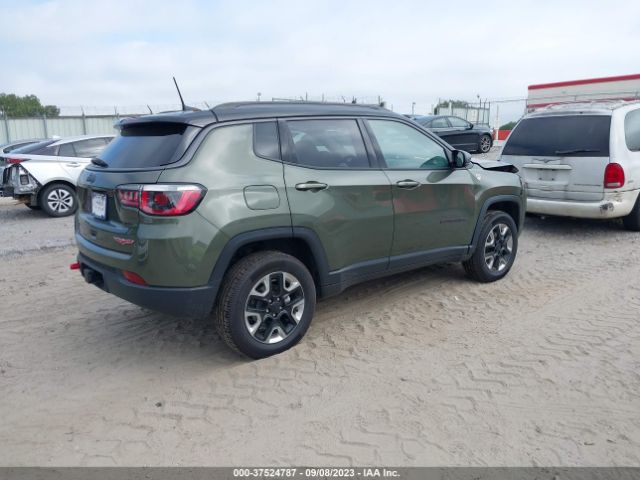 3C4NJDDB1JT212710 Jeep Compass Trailhawk