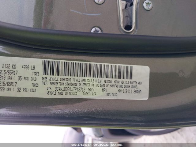 3C4NJDDB1JT212710 Jeep Compass Trailhawk