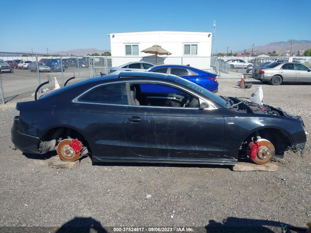 WAUCGAFR8EA060675 Audi S5 Premium Plus