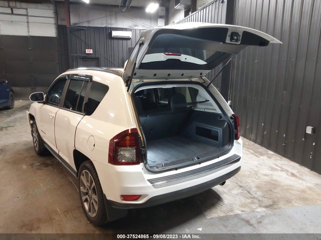 1C4NJDEB1GD647286 Jeep Compass High Altitude Edition
