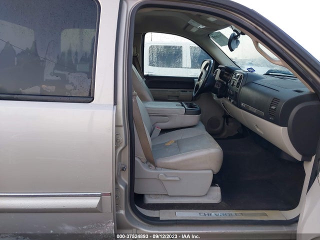 2009 CHEVROLET SILVERADO 1500 LT VIN: 3GCEC23J39G180192