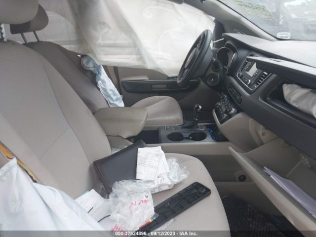 KNDMB5C11G6204424 KIA SEDONA LX