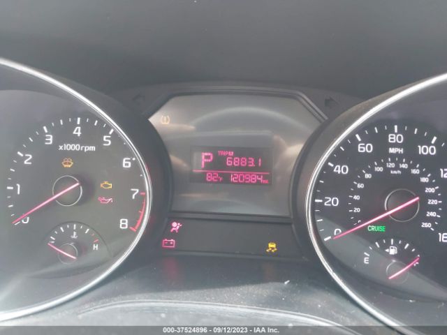 KNDMB5C11G6204424 KIA SEDONA LX