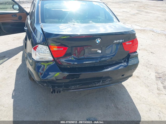 2011 BMW 3 SERIES 328I VIN: WBAPH7G59BNN04681