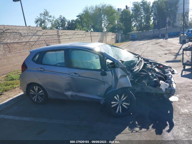 Honda FIT EX 2018 3HGGK5H80JM732211 Image 13