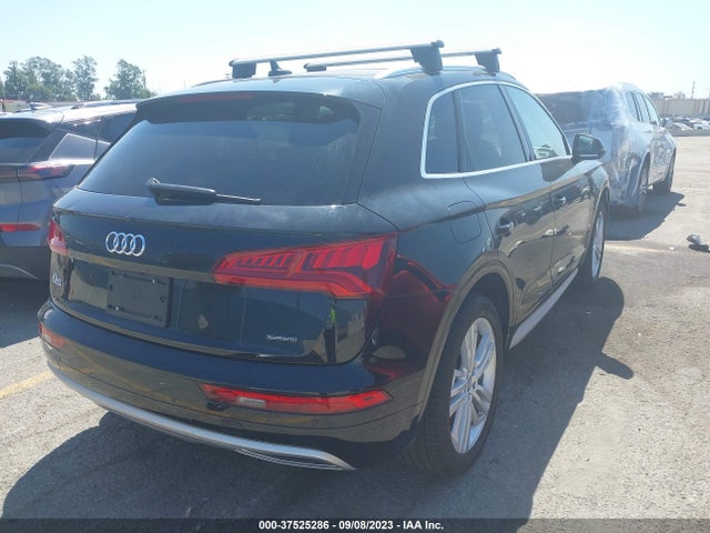 WA1BNAFY3K2139067 Audi Q5 Premium Plus