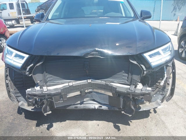 WA1BNAFY3K2139067 Audi Q5 Premium Plus