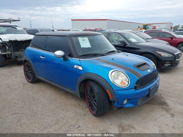 2007 MINI COOPER HARDTOP WMWMF735X7TT82060 Photo 0