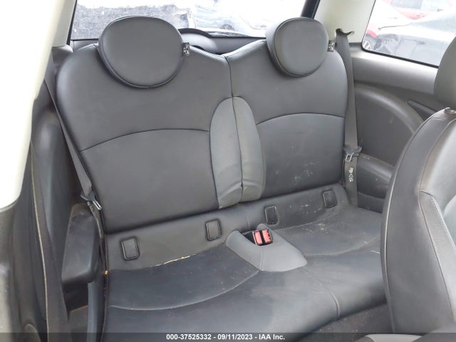 2007 MINI COOPER HARDTOP WMWMF735X7TT82060 Photo 7