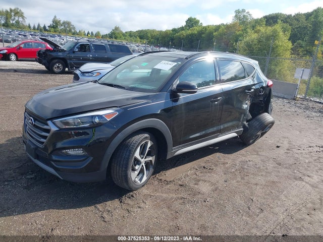 Hyundai Tucson Value 2017 KM8J33A25HU554065 Image 2