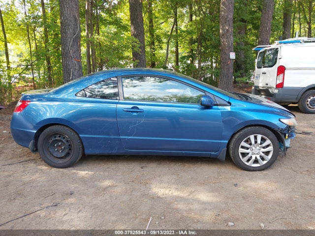 2010 HONDA CIVIC CPE LX VIN: 2HGFG1B69AH537168