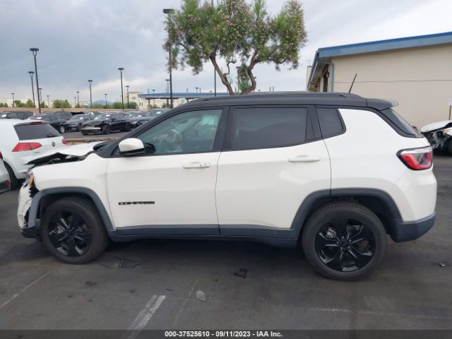 3C4NJCBB8JT327320 Jeep Compass Altitude