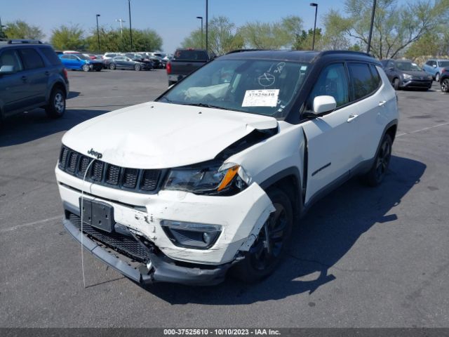 3C4NJCBB8JT327320 Jeep Compass Altitude