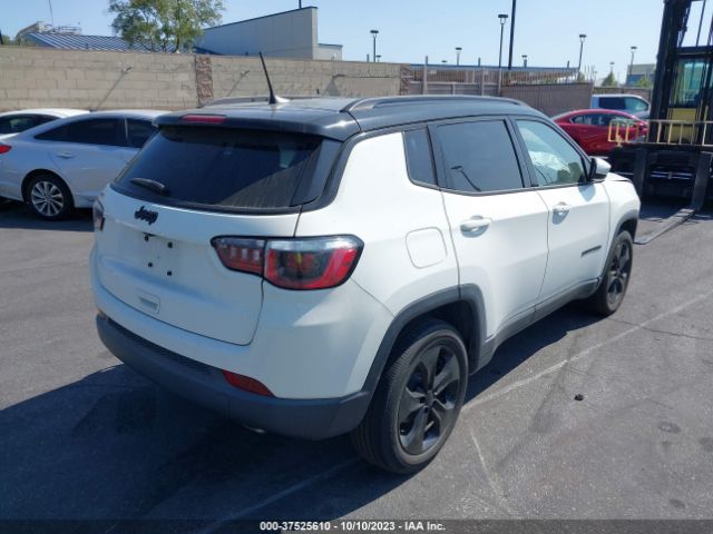 3C4NJCBB8JT327320 Jeep Compass Altitude