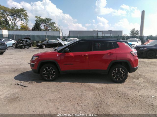 3C4NJDDB2KT671200 Jeep Compass Trailhawk