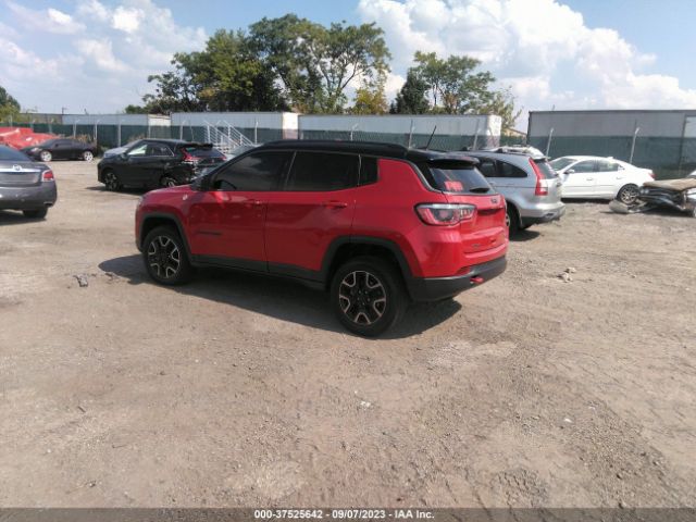 3C4NJDDB2KT671200 Jeep Compass Trailhawk
