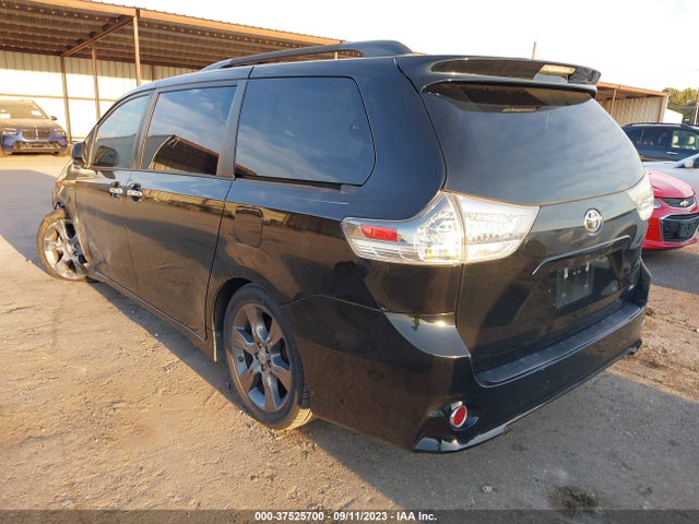 Toyota SIENNA SE 2015 5TDXK3DC2FS644023 Image 3