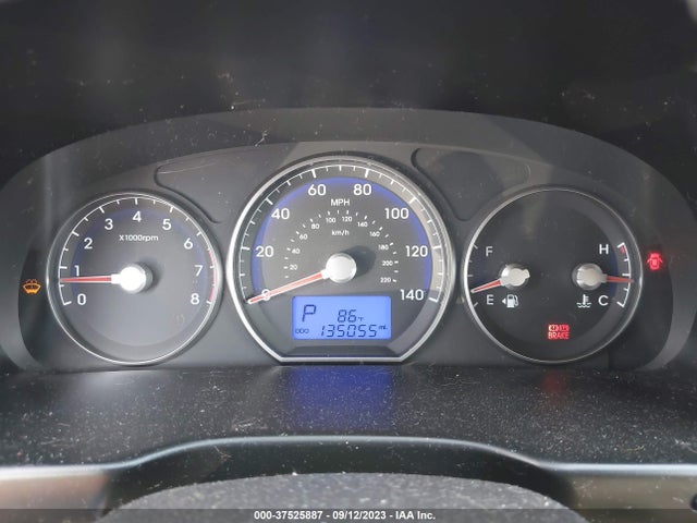 2010 HYUNDAI SANTA FE GLS VIN: 5NMSG3AB1AH387391