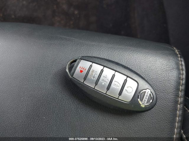 1N4AA6AP5HC424645 Nissan Maxima Platinum