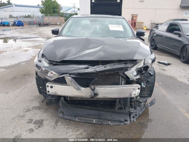 1N4AA6AP5HC424645 Nissan Maxima Platinum
