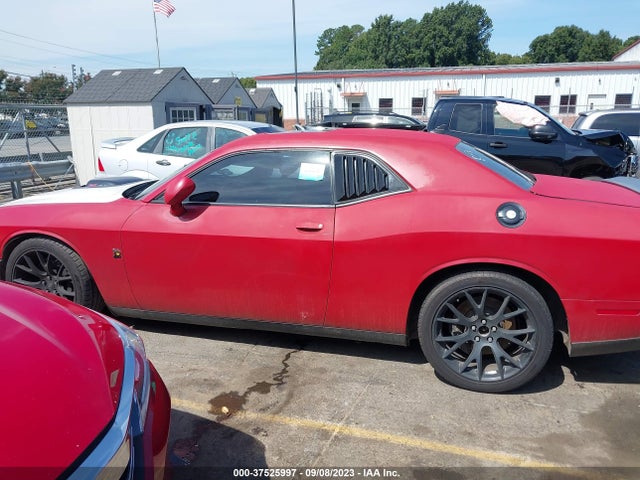 Dodge Challenger 392 Hemi Scat Pack Shaker 2018 2C3CDZFJXJH236548 Image 14